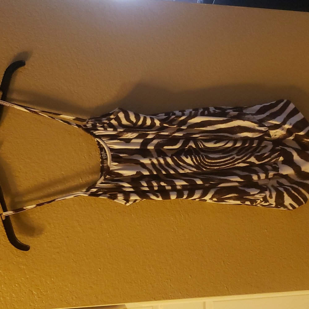 Zebra print brown and white top